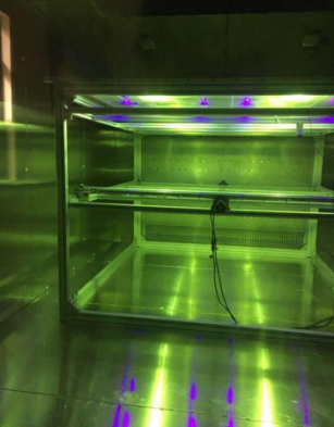 安裝好的設(shè)備正在進(jìn)行調(diào)試中